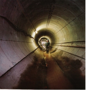 図5.3.1：セグメントで構築されたトンネル内の水の浸入